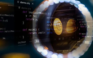 盐城 api php源码,下载的php源码怎么运行呢？